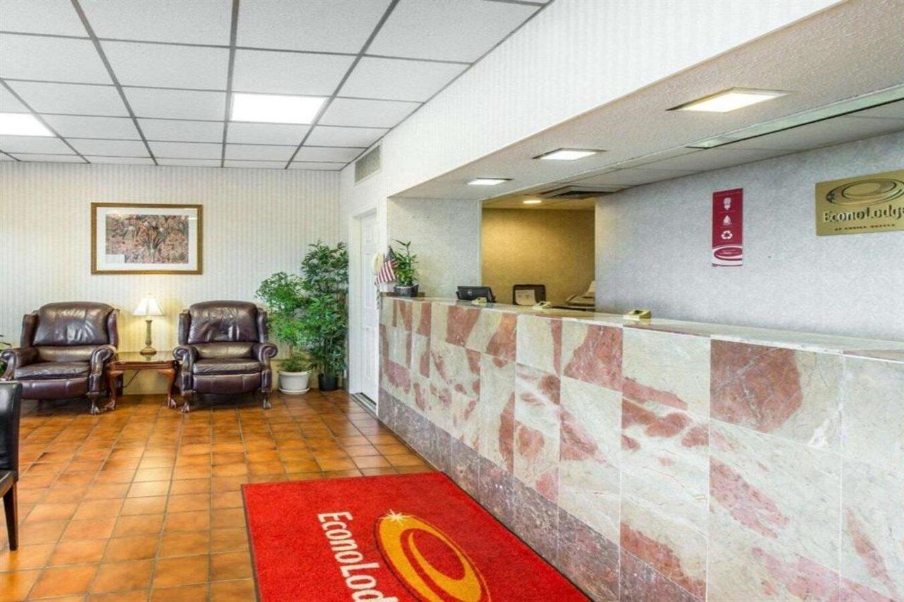 Econo Lodge Calhoun Extérieur photo
