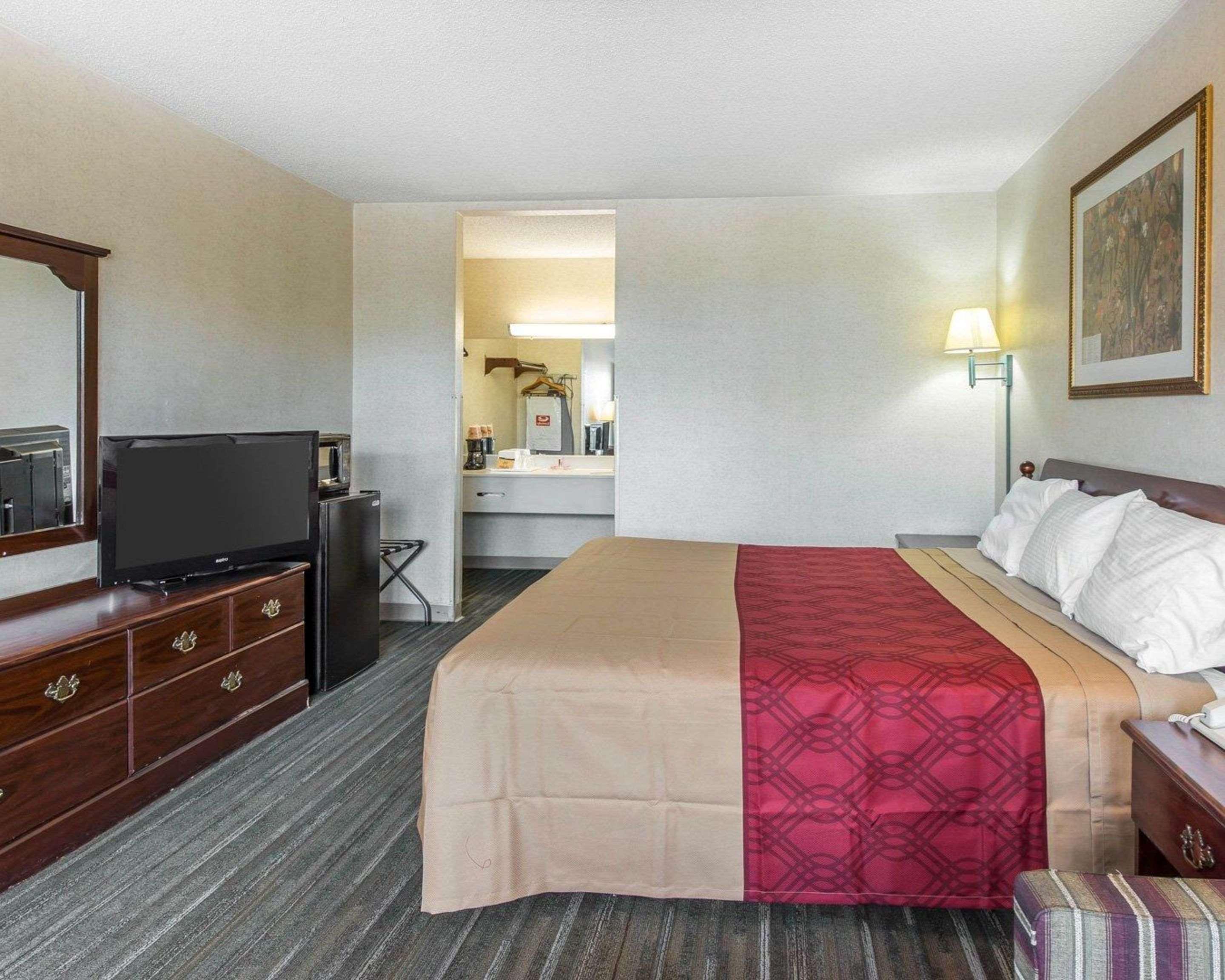 Econo Lodge Calhoun Extérieur photo