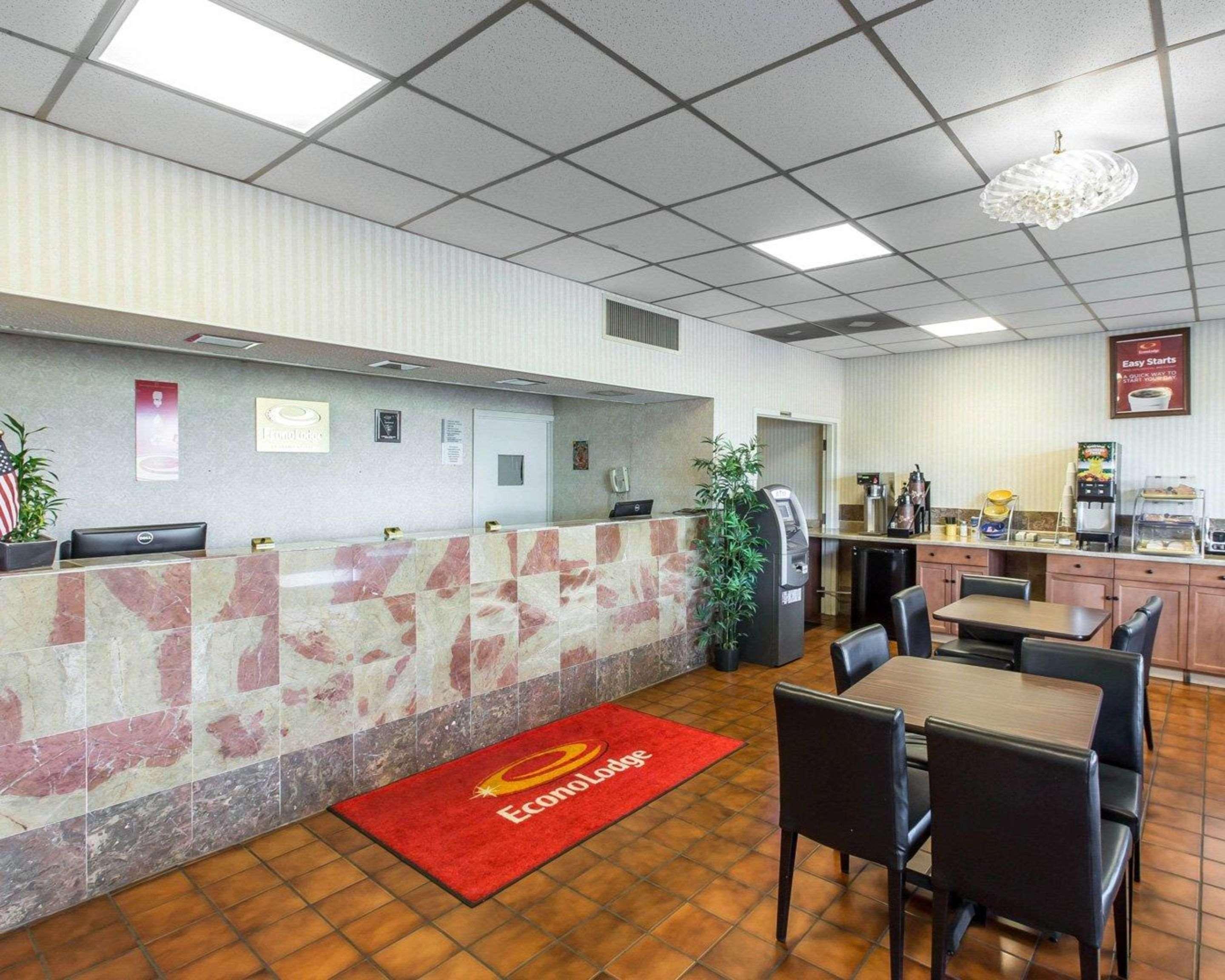Econo Lodge Calhoun Extérieur photo
