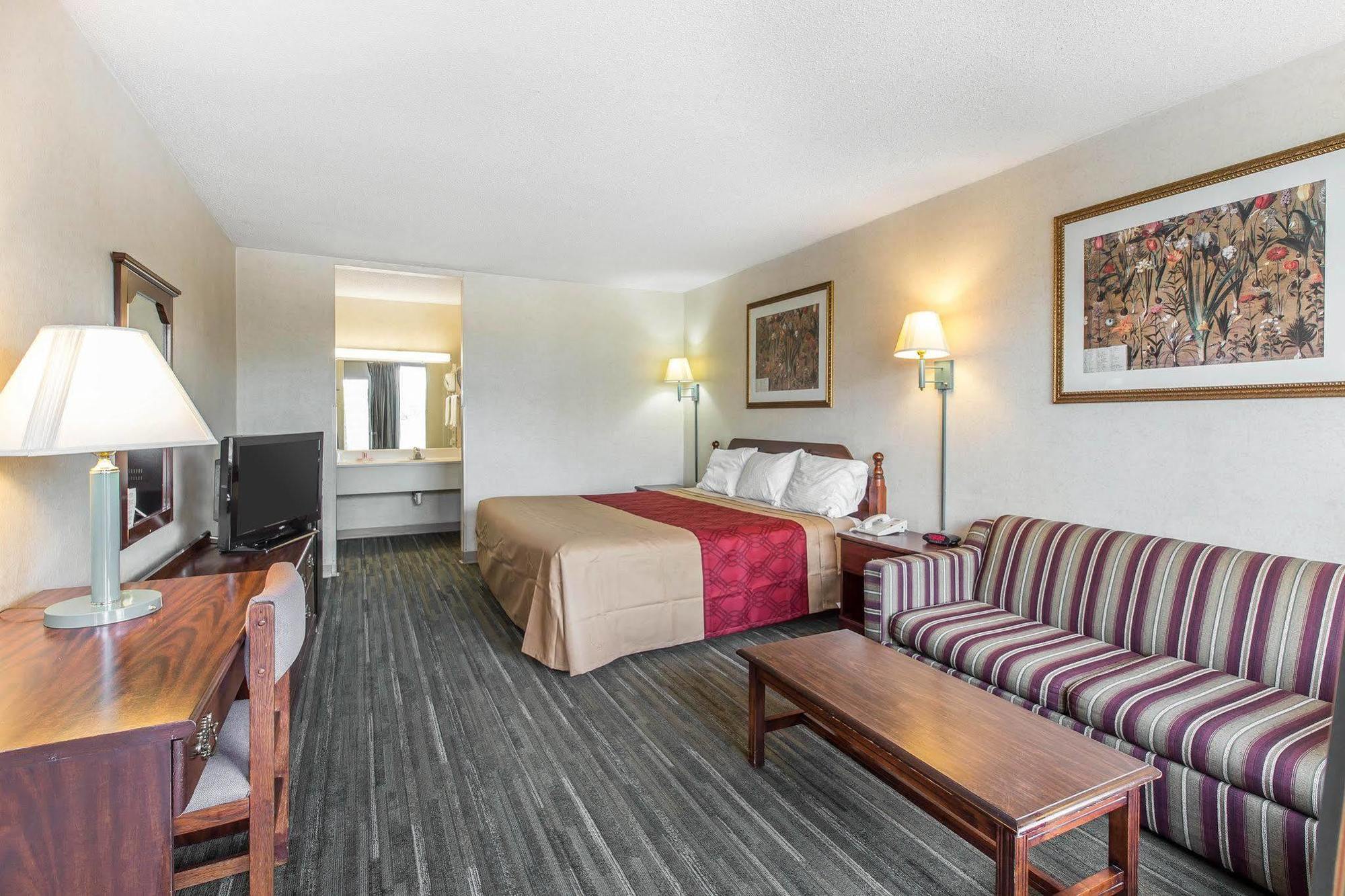 Econo Lodge Calhoun Extérieur photo