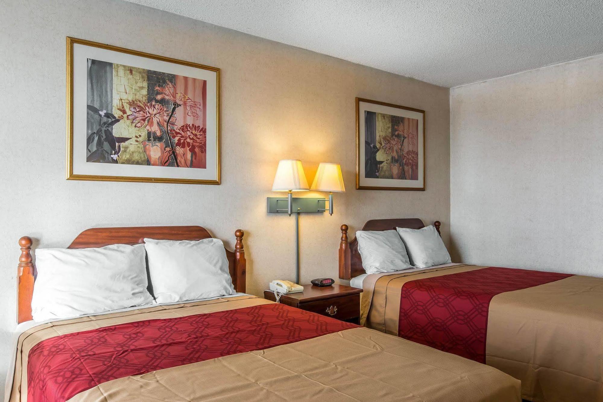 Econo Lodge Calhoun Extérieur photo