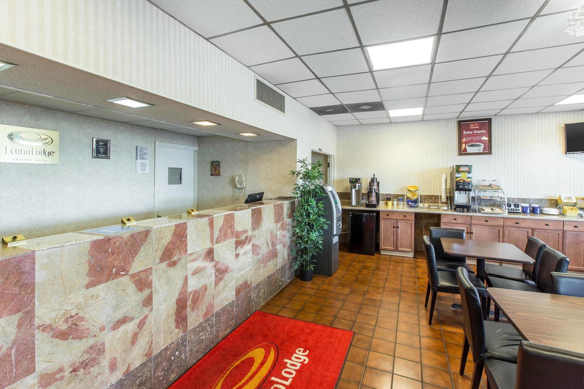 Econo Lodge Calhoun Extérieur photo
