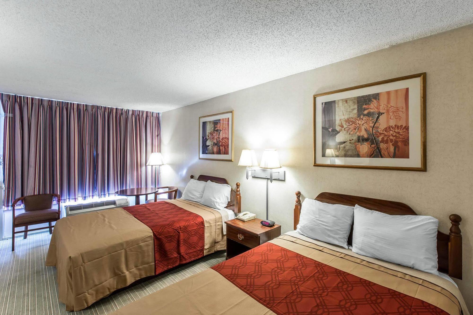 Econo Lodge Calhoun Extérieur photo